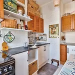 Large Apartment Well Located In The 3Rd District